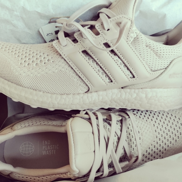 Adidas - Picture 2 of 2